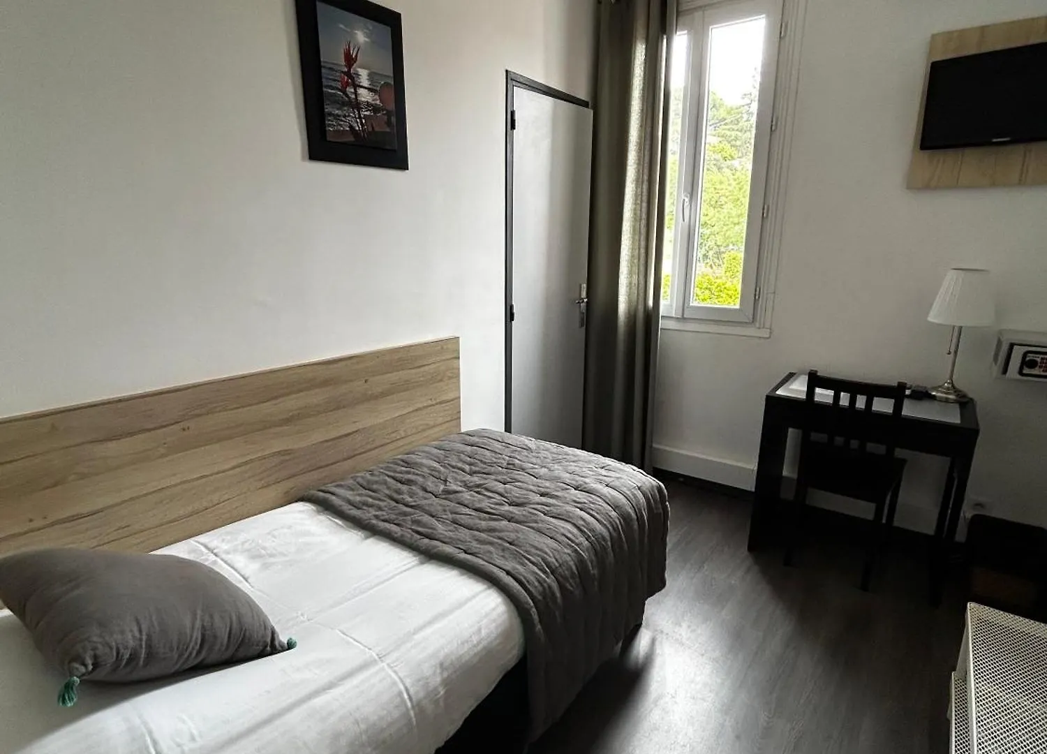 Hotel La Petite Boheme Le Lavandou