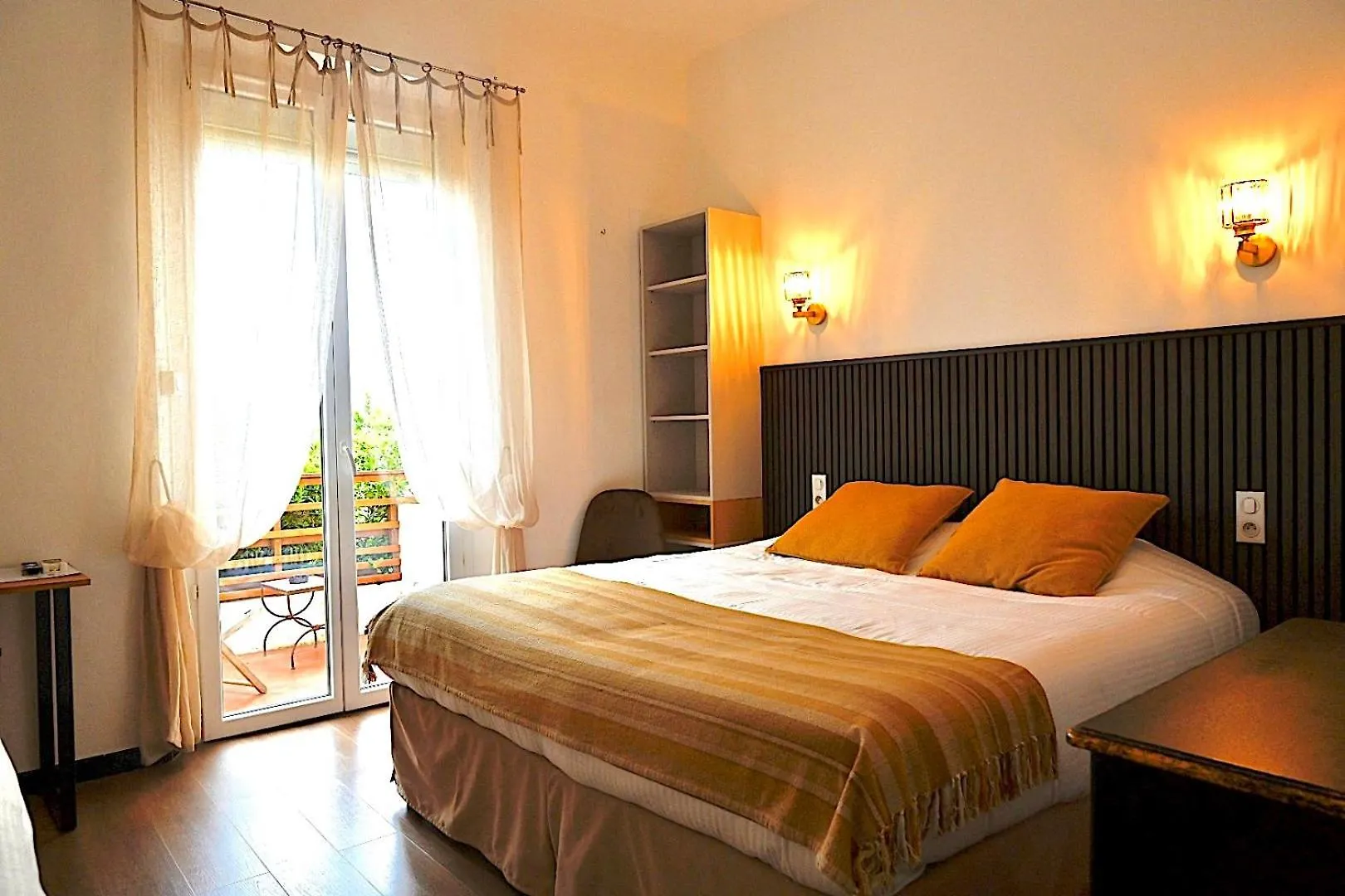 Hotel La Petite Bohème Le Lavandou