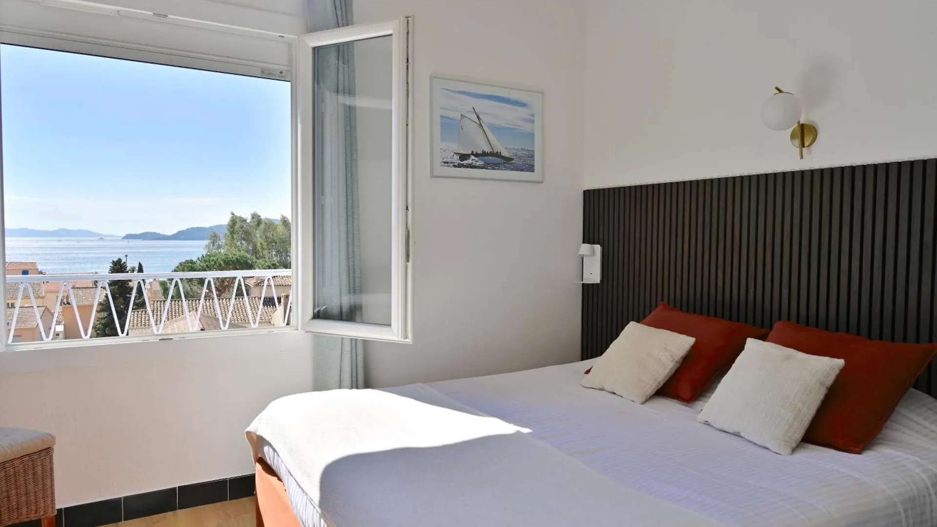 Hotel La Petite Boheme Le Lavandou