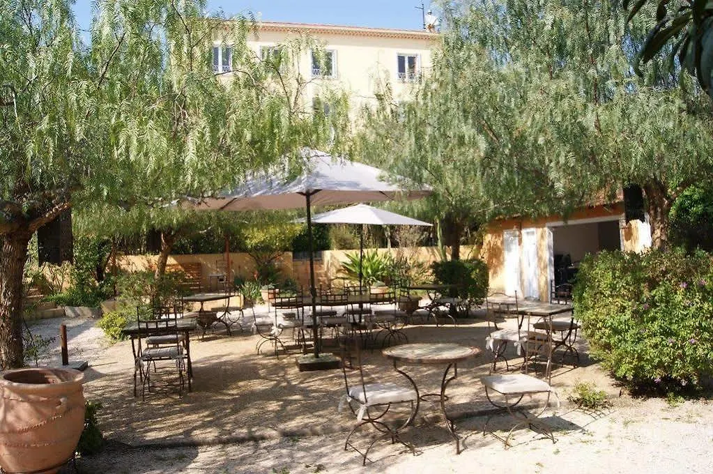 Hotel La Petite Bohème Le Lavandou 3*,  Francia