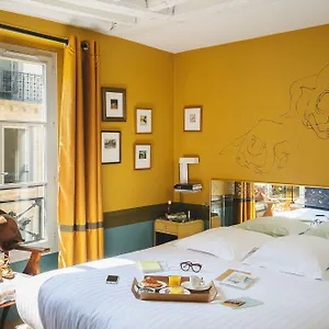Crayon 3* Paris