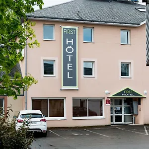 ** Hotel First Francia
