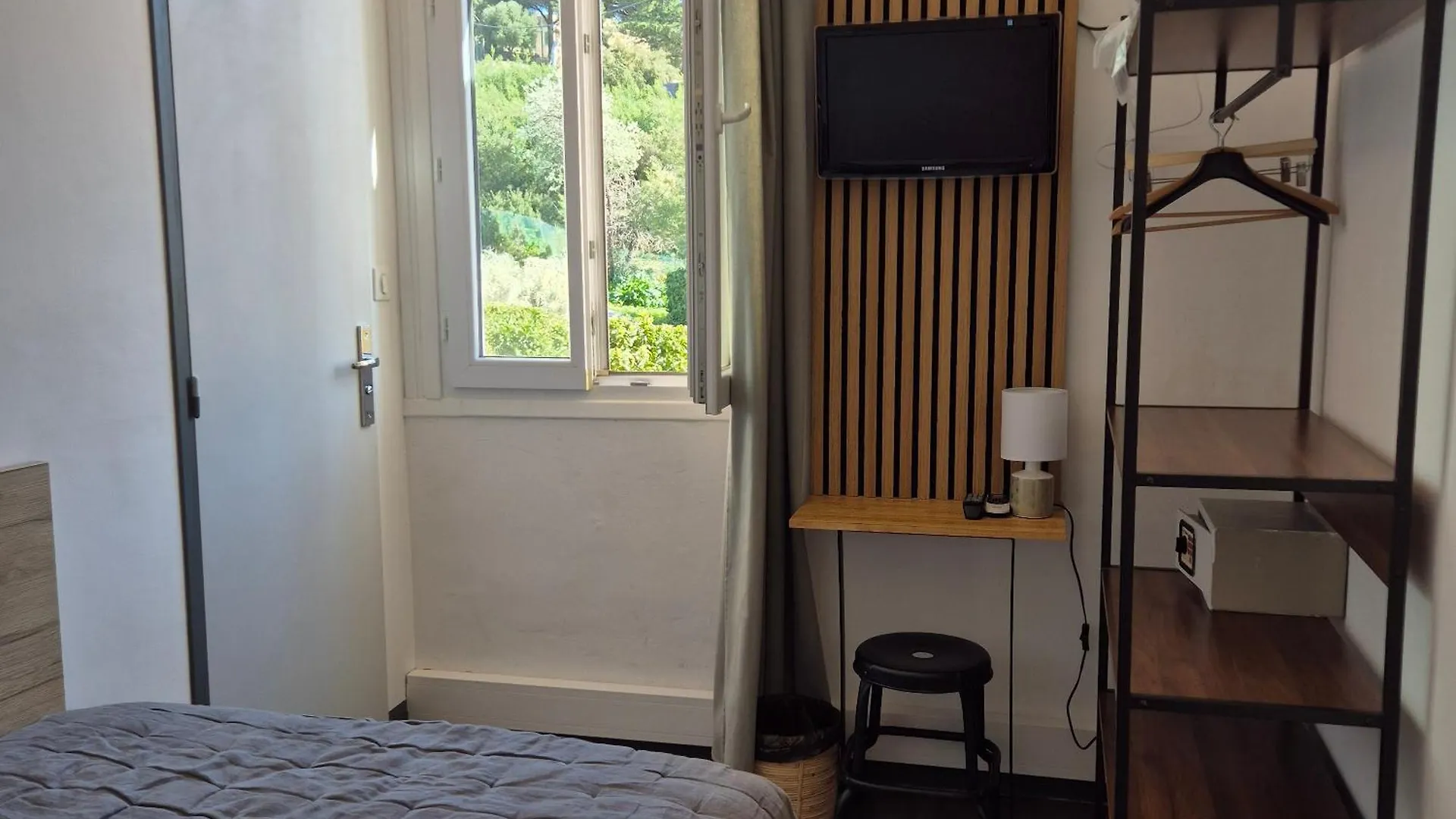 Hôtel La Petite Bohème Le Lavandou Francia