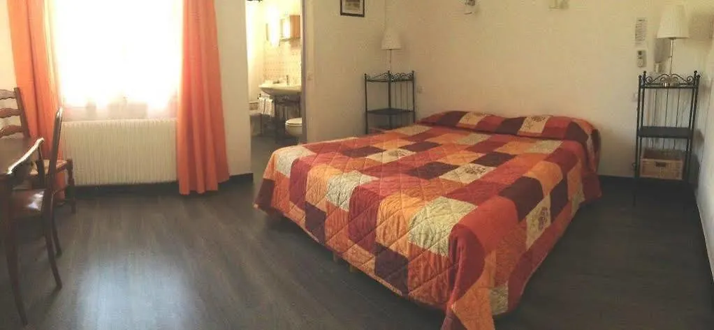 לה לבאנדו Hotel La Petite Boheme