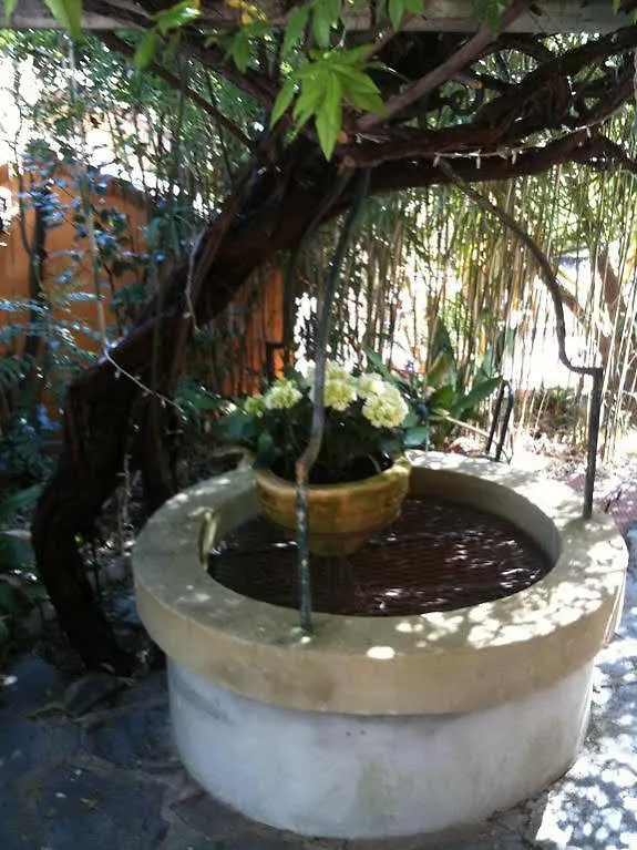 לה לבאנדו Hotel La Petite Boheme